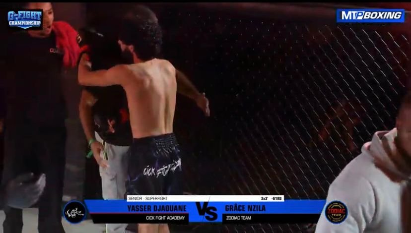 Combat en cage